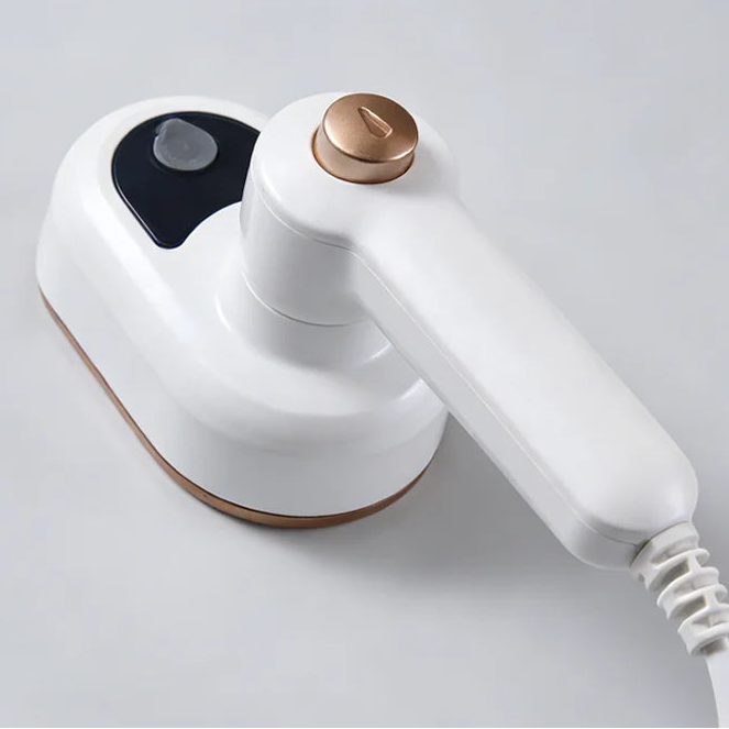 LuckyFind Mini Steam Iron
